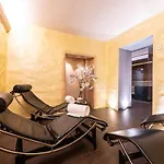 La Tgoma - & Restaurant Szálloda 3*