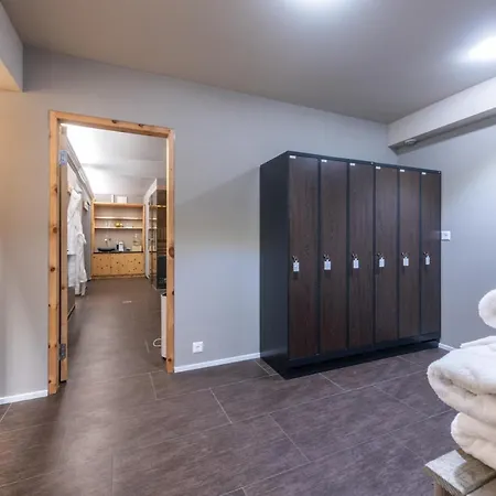 La Tgoma - & Restaurant ホテル Lenz