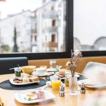 호텔 La Tgoma - & Restaurant 3*