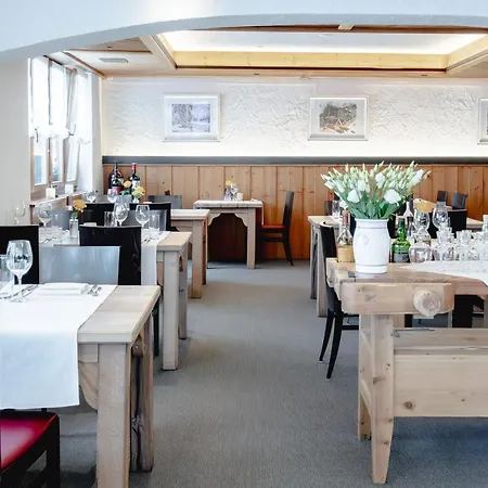 La Tgoma - & Restaurant 3* Lenz