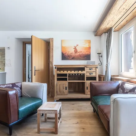 ホテル La Tgoma - & Restaurant