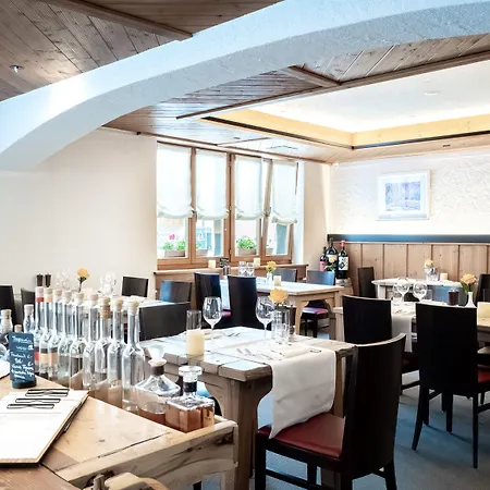 La Tgoma - & Restaurant Otel 3*