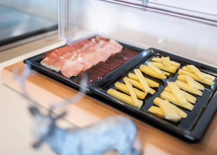 Hotel La Tgoma - & Restaurant Lenz