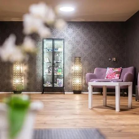 La Tgoma - Hotel&restaurant 3* Lenz