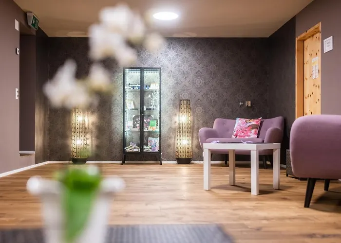 La Tgoma - & Restaurant 3* Lenz