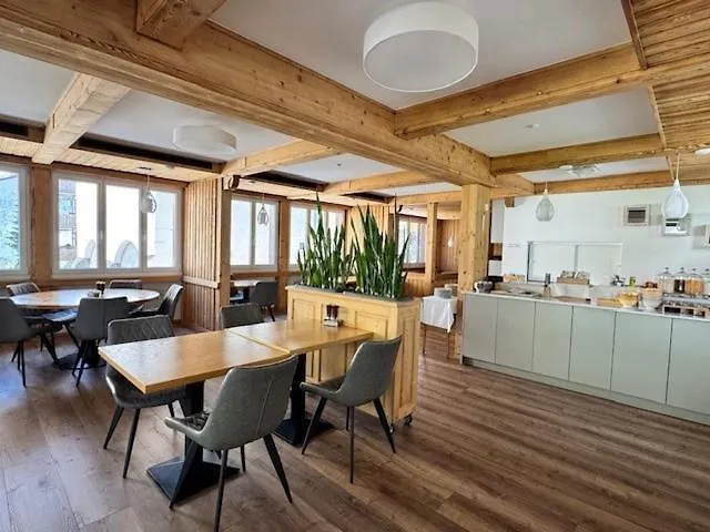 Otel La Tgoma - & Restaurant Lenz